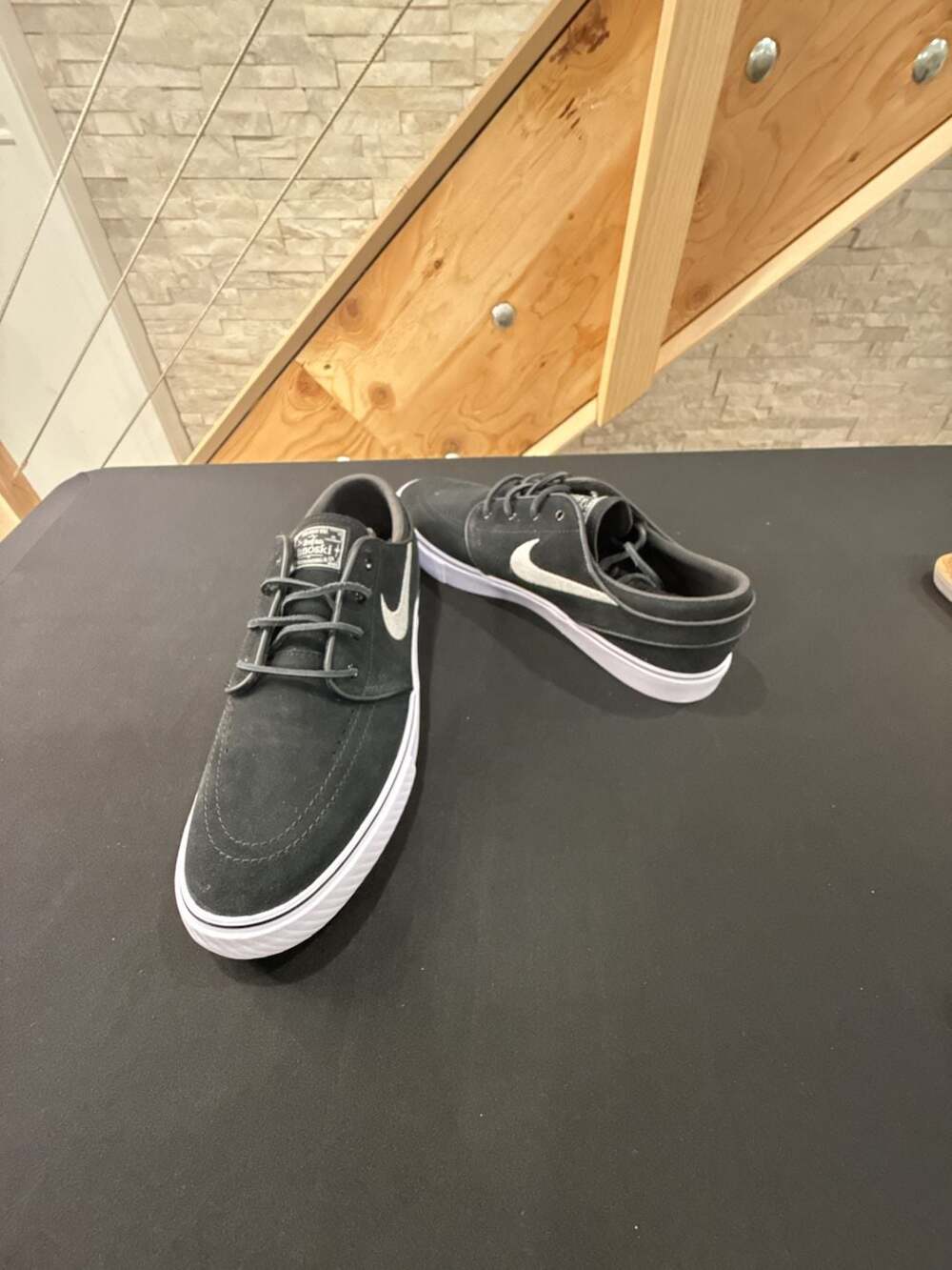 Nike SB Zoom Janoski OG+ Size 10 Black White Skate Shoes